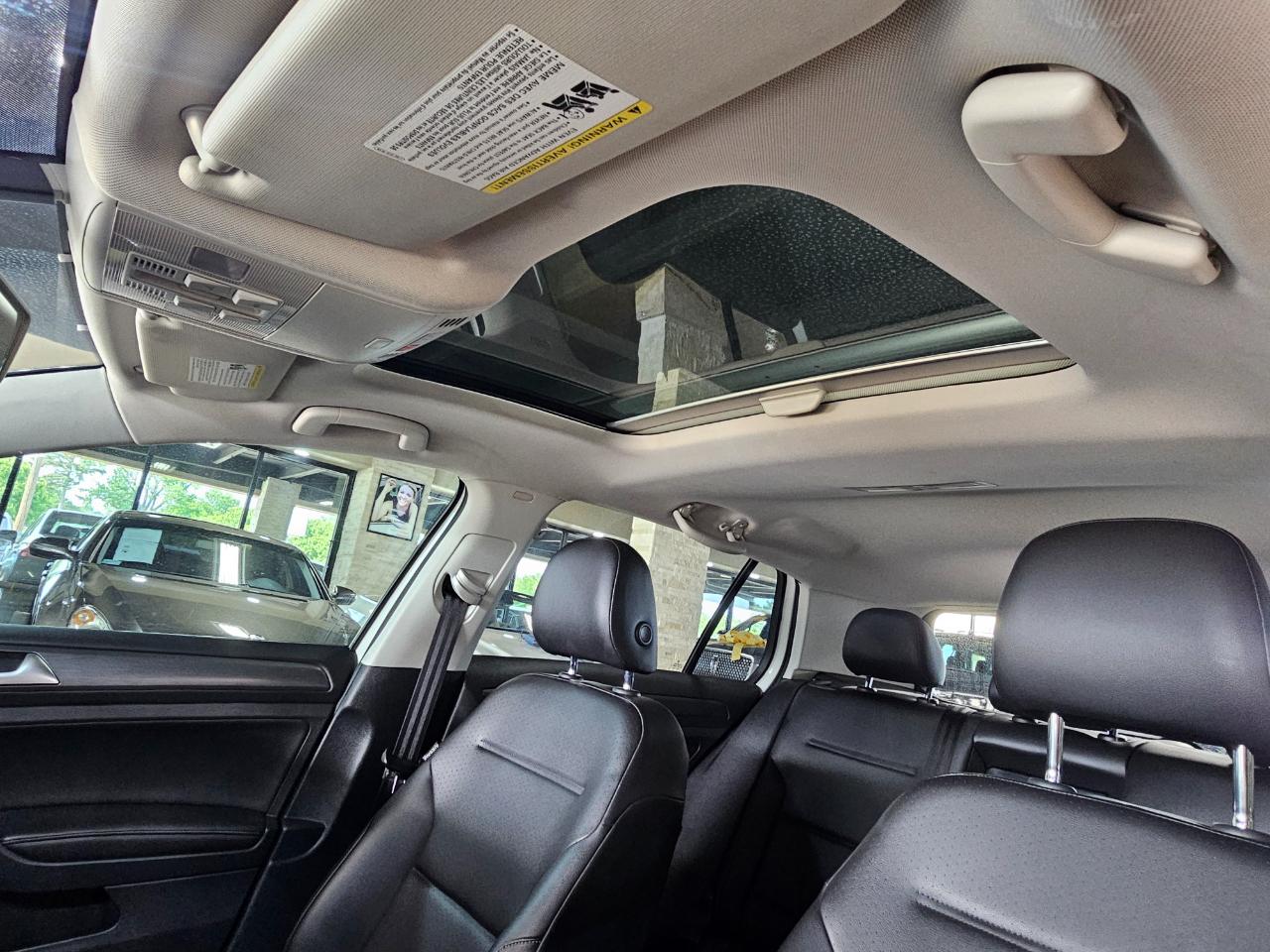 Volkswagen Golf 1.8T S Auto 2018