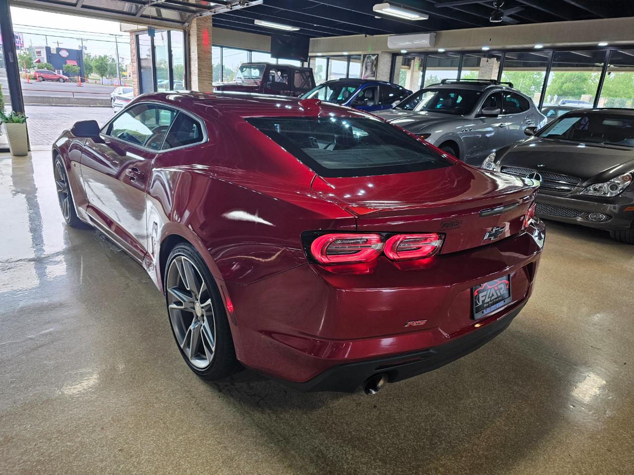 Chevrolet Camaro 2dr Cpe 2LT 2019
