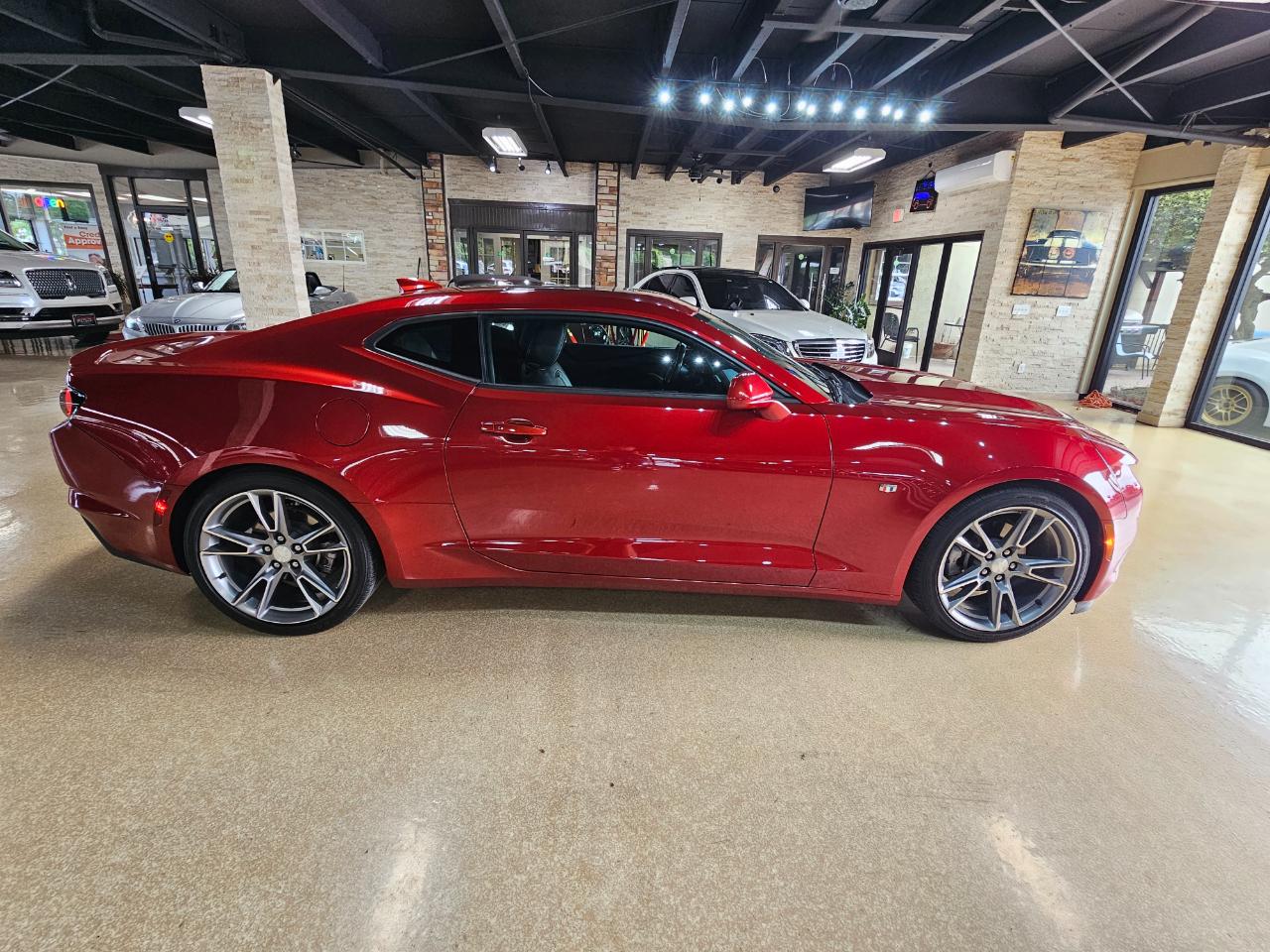 Chevrolet Camaro 2dr Cpe 2LT 2019