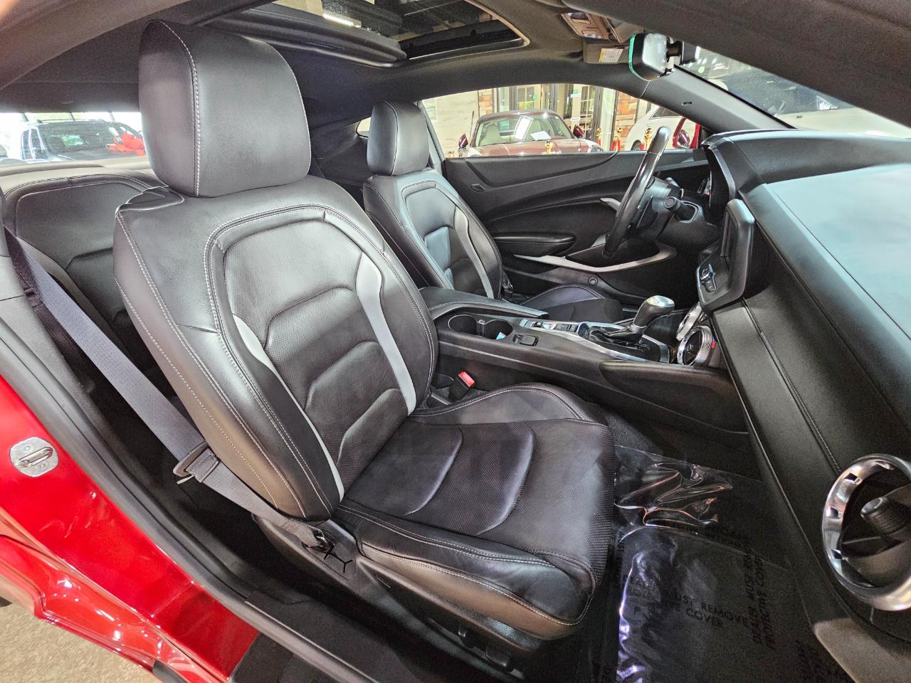 Chevrolet Camaro 2dr Cpe 2LT 2019