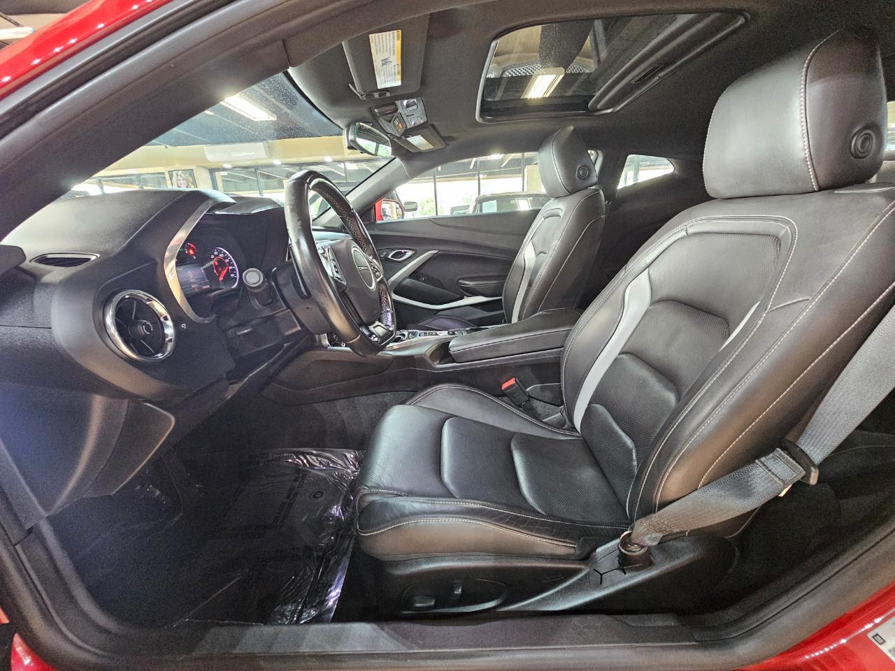 Chevrolet Camaro 2dr Cpe 2LT 2019