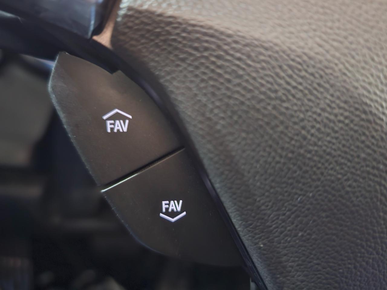 Chevrolet Camaro 2dr Cpe 2LT 2019