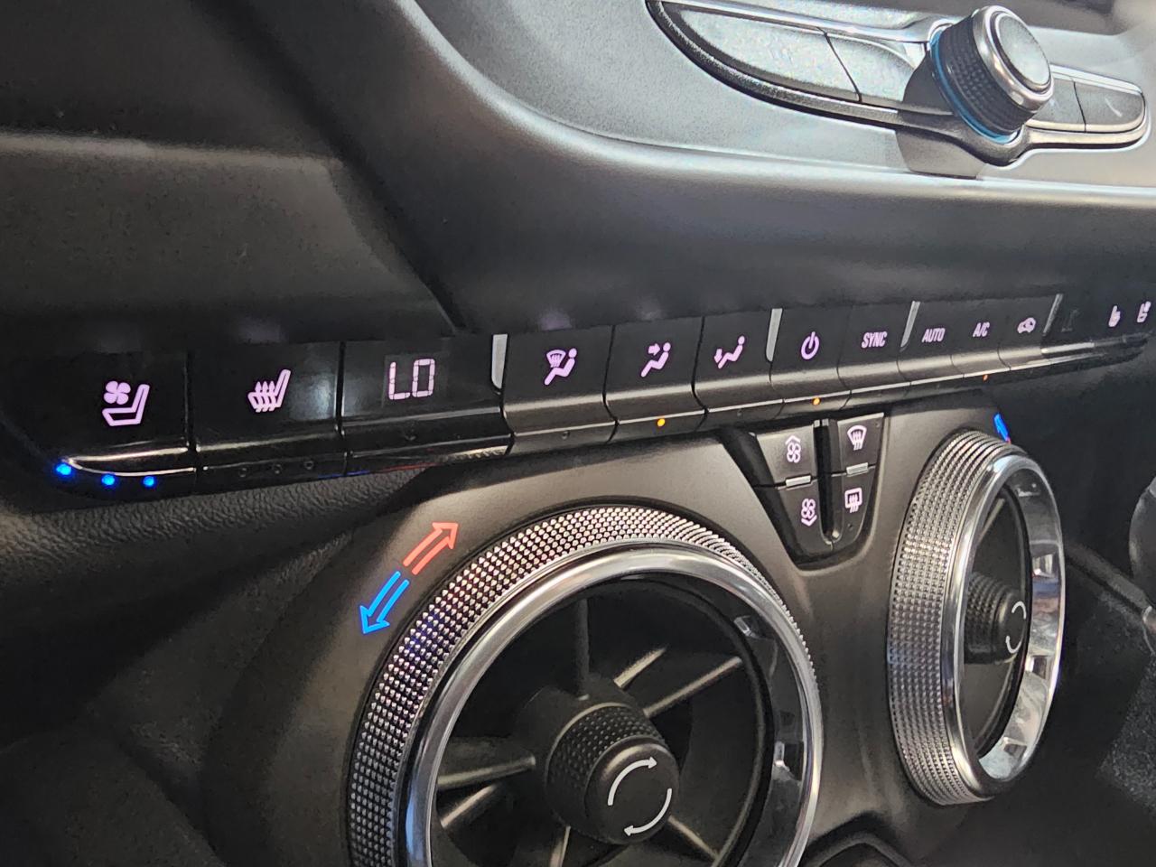 Chevrolet Camaro 2dr Cpe 2LT 2019