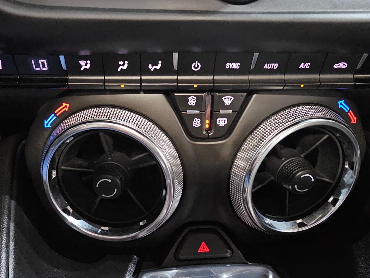 Chevrolet Camaro 2dr Cpe 2LT 2019