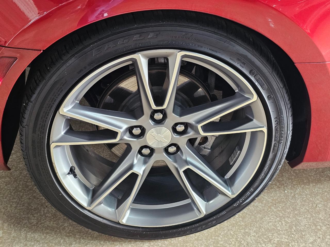 Chevrolet Camaro 2dr Cpe 2LT 2019