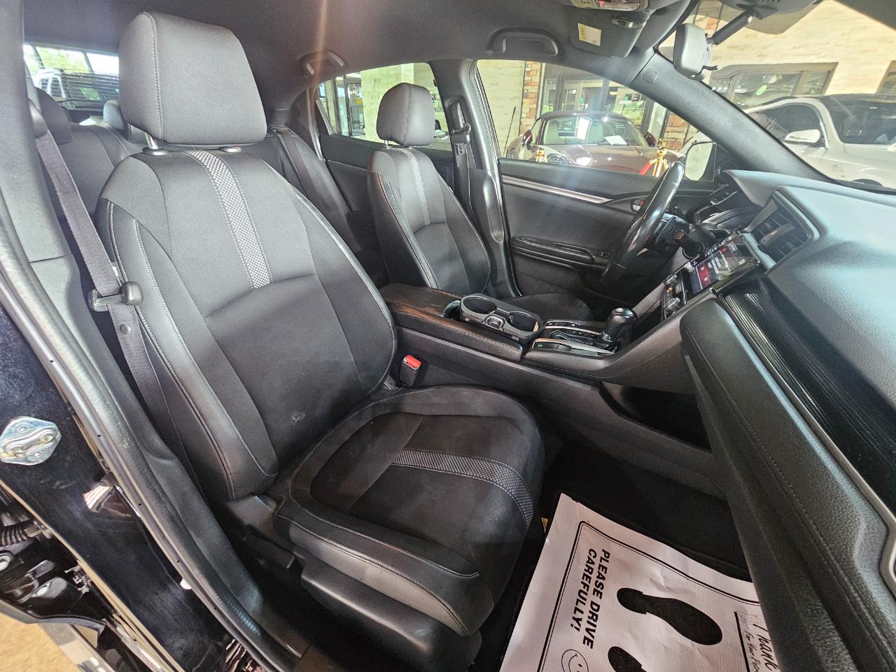 Honda Civic Hatchback Sport CVT 2021