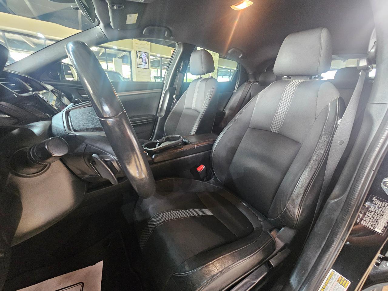 Honda Civic Hatchback Sport CVT 2021