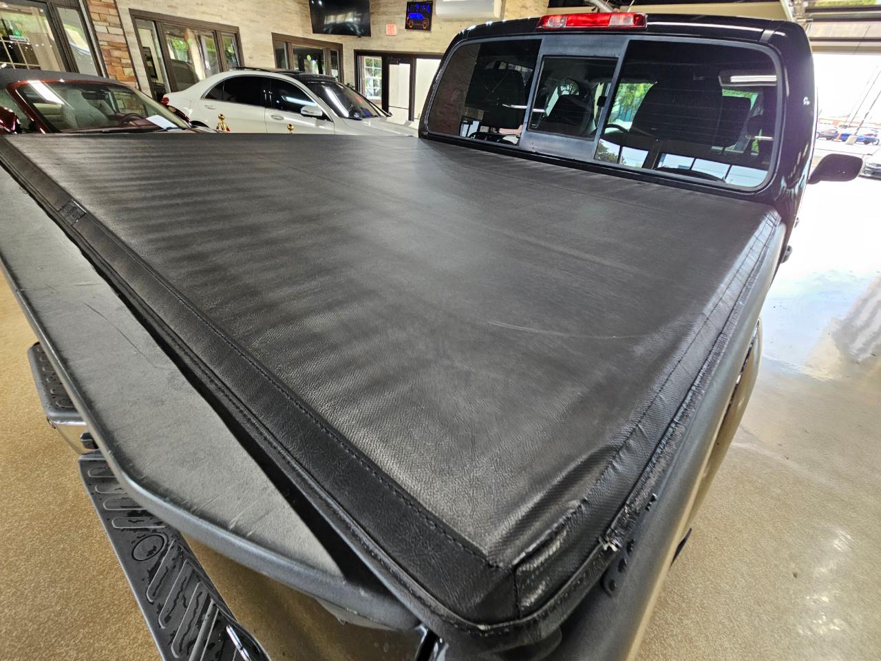 Nissan Frontier 4WD Crew Cab SWB Auto SV 2016