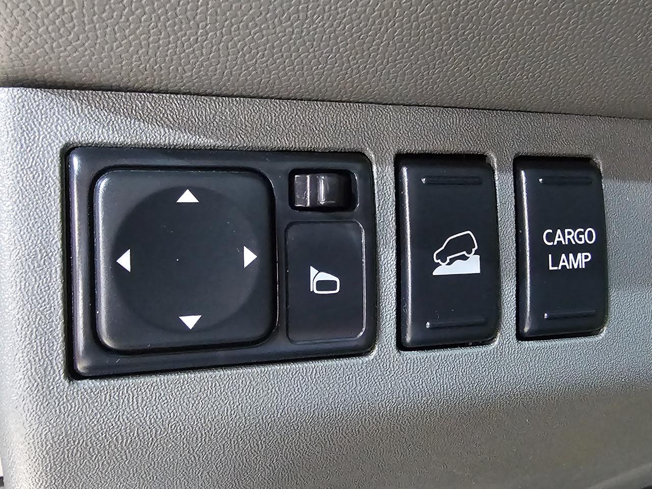 Nissan Frontier 4WD Crew Cab SWB Auto SV 2016