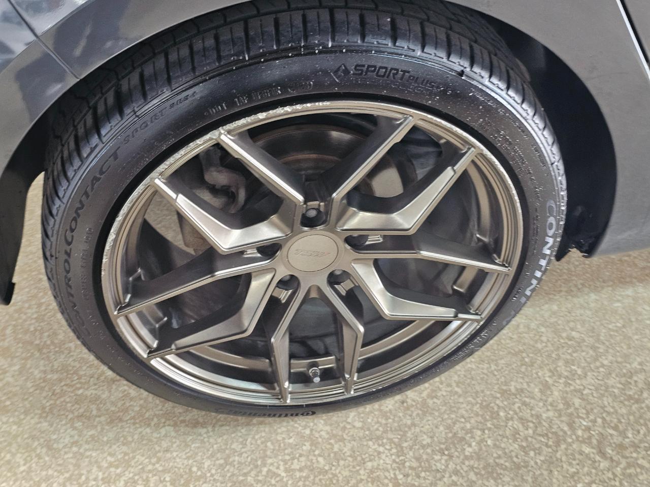 Hyundai Veloster 2.0 Premium Auto 2020
