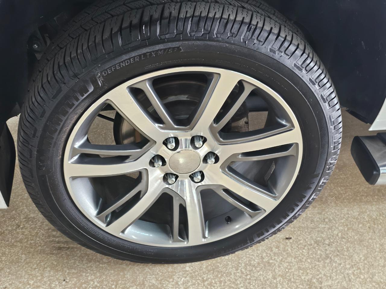 Chevrolet Tahoe 4WD 4dr LTZ 2016