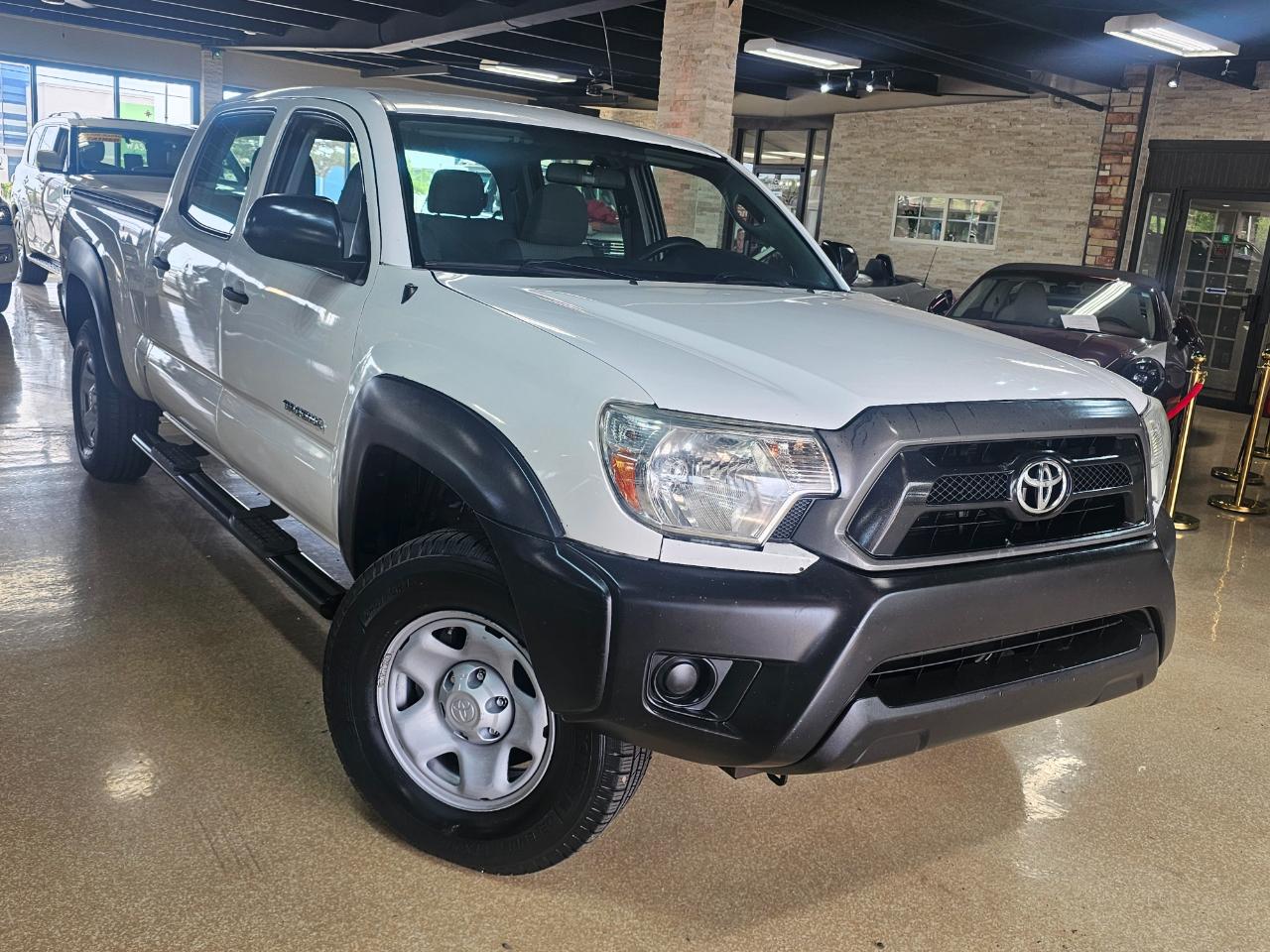 Toyota Tacoma 2WD Double Cab LB V6 AT PreRunner (Natl) 2015