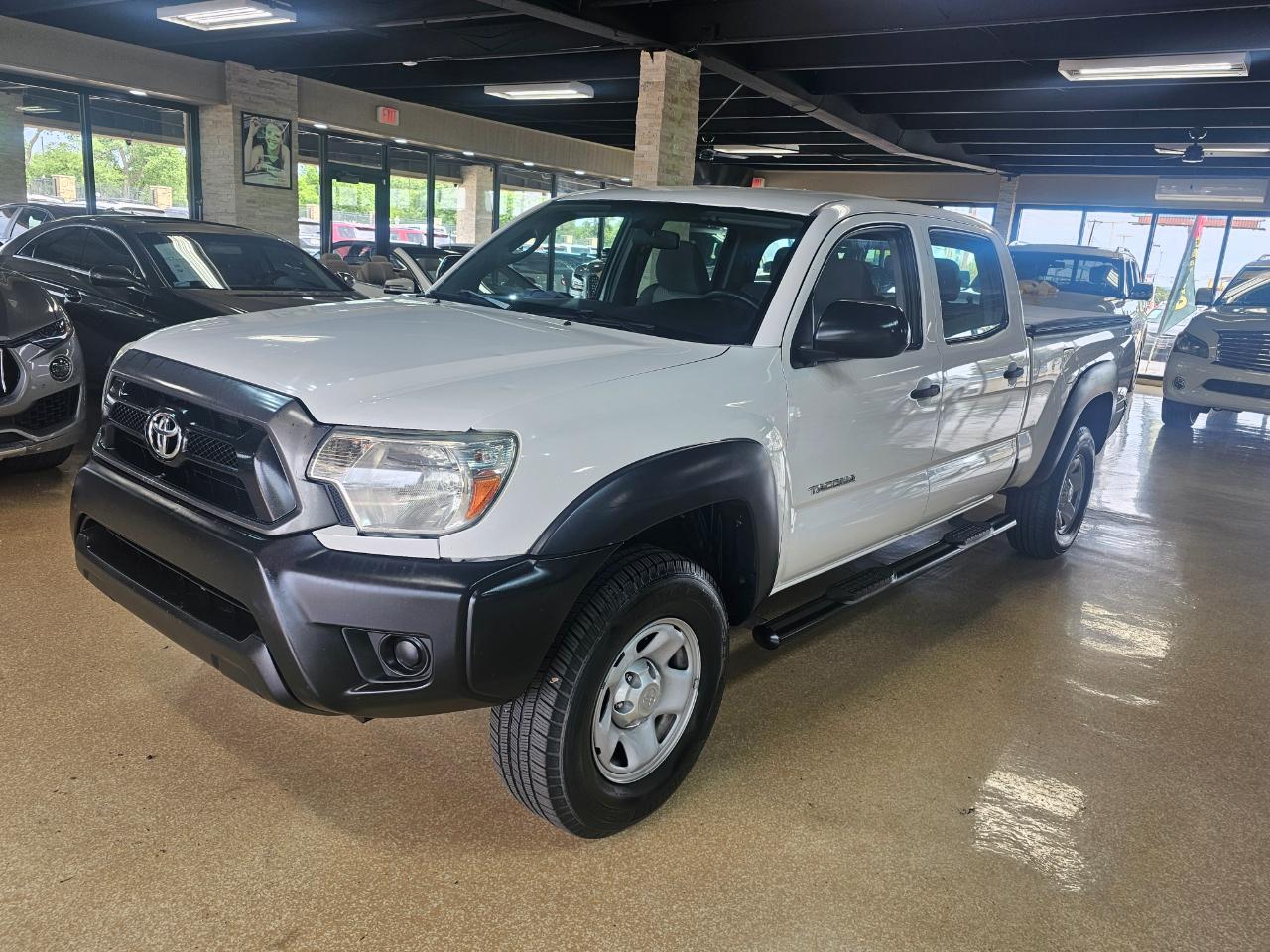 Toyota Tacoma 2WD Double Cab LB V6 AT PreRunner (Natl) 2015