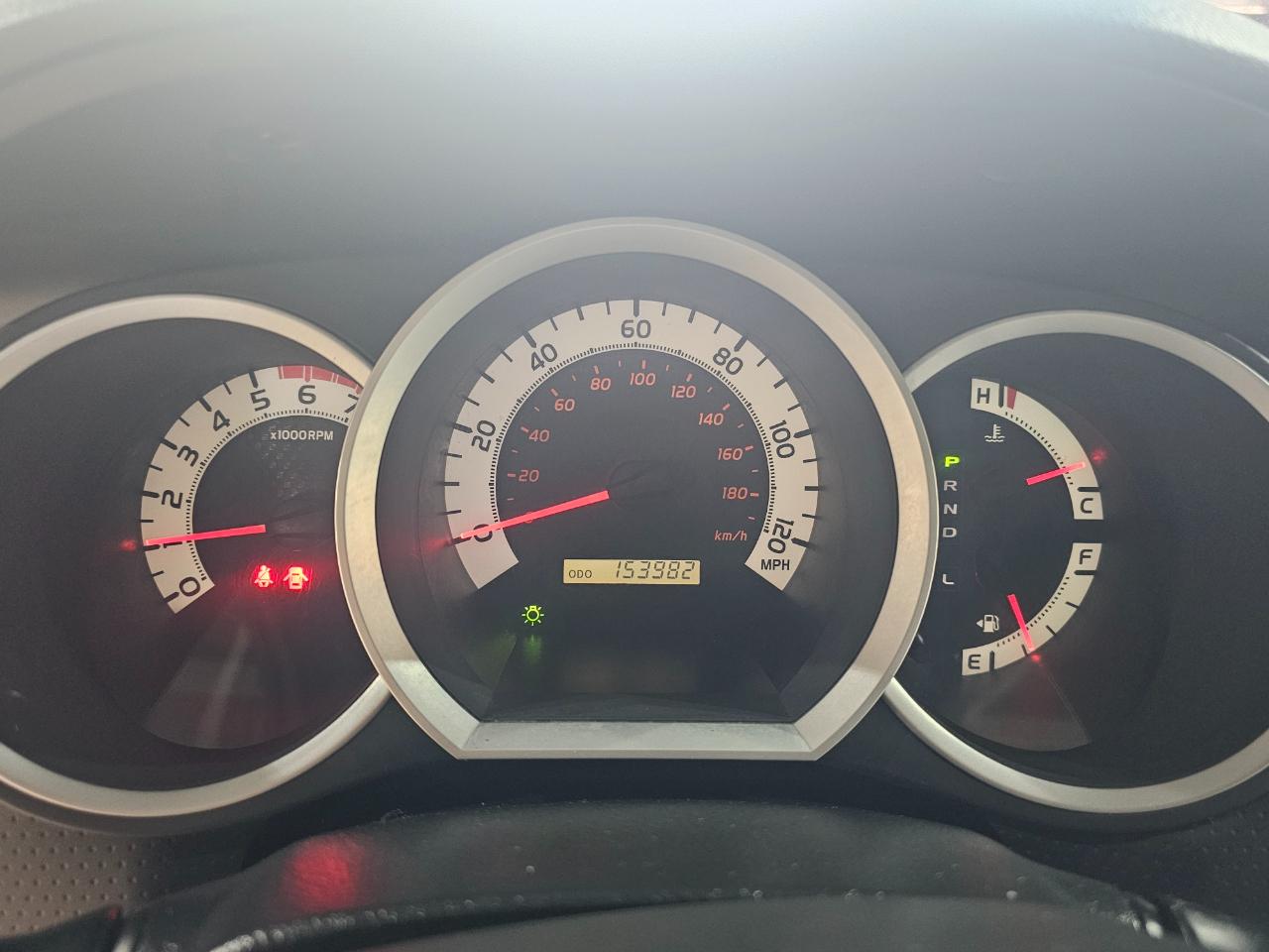 Toyota Tacoma 2WD Double Cab LB V6 AT PreRunner (Natl) 2015