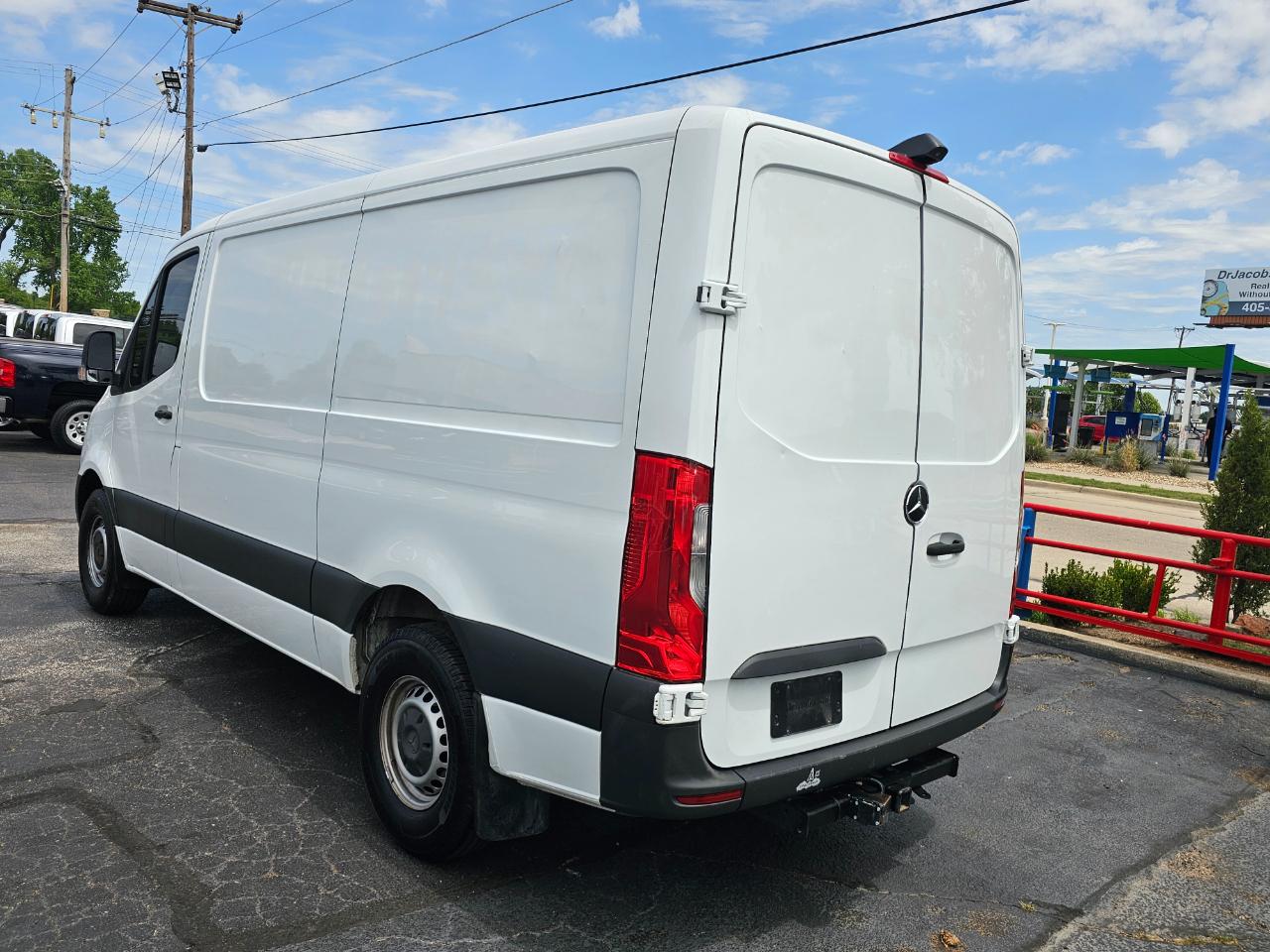 Mercedes-Benz Sprinter Van 2500 Standard Roof I4 Gas 144" RWD 2021