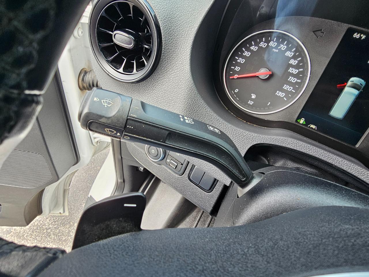 Mercedes-Benz Sprinter Van 2500 Standard Roof I4 Gas 144" RWD 2021