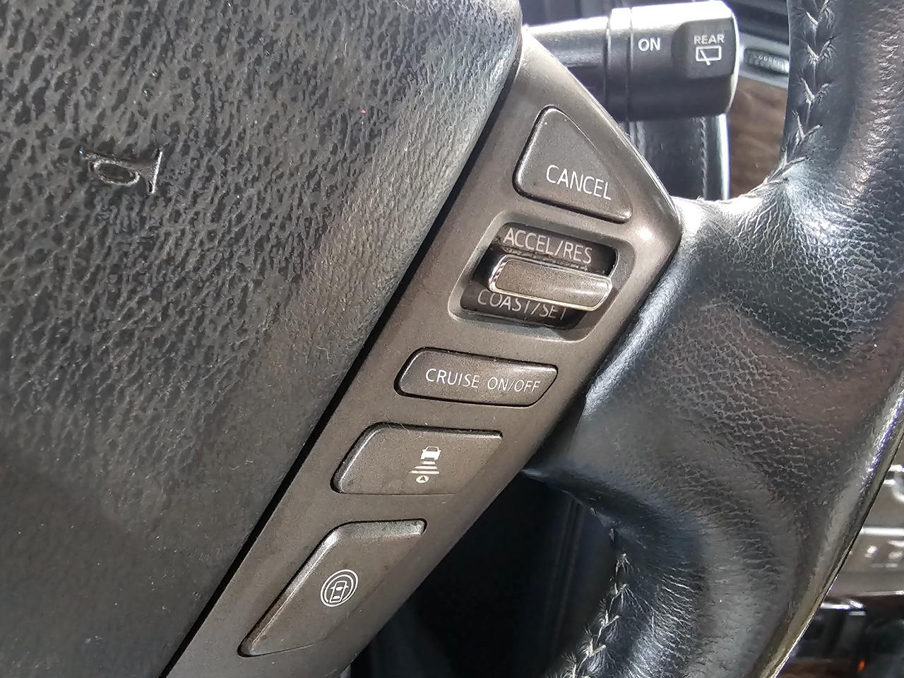Nissan Armada 4x2 Platinum 2018