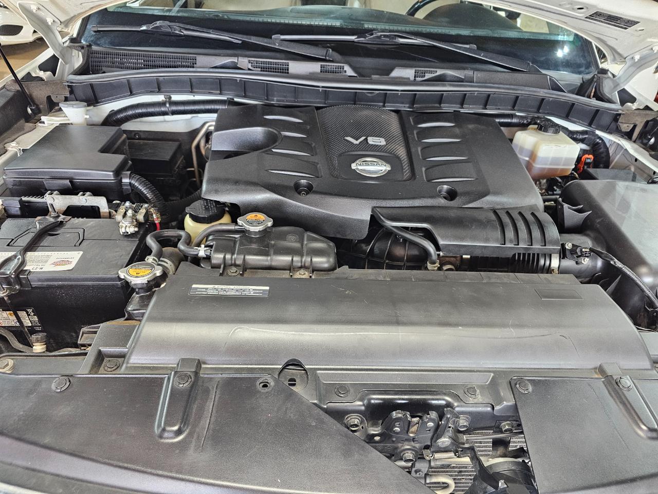 Nissan Armada 4x2 Platinum 2018