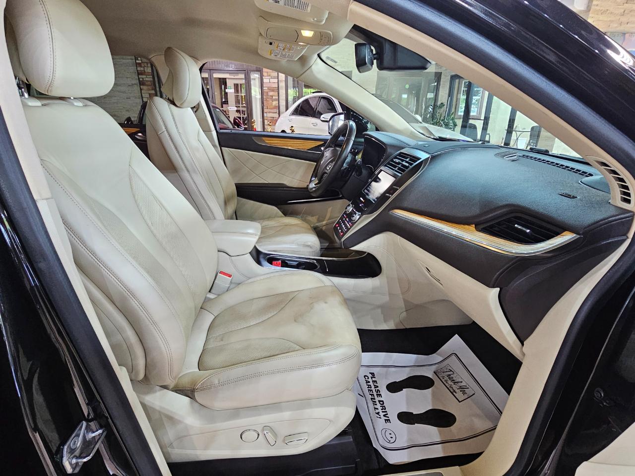 Lincoln MKC FWD 4dr 2015