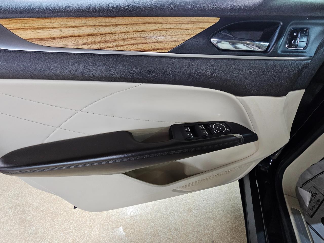 Lincoln MKC FWD 4dr 2015
