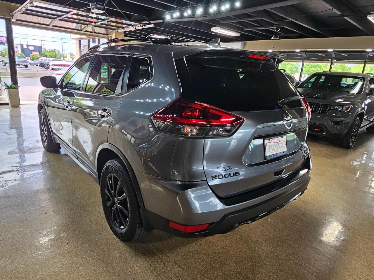 Nissan Rogue AWD SV 2018