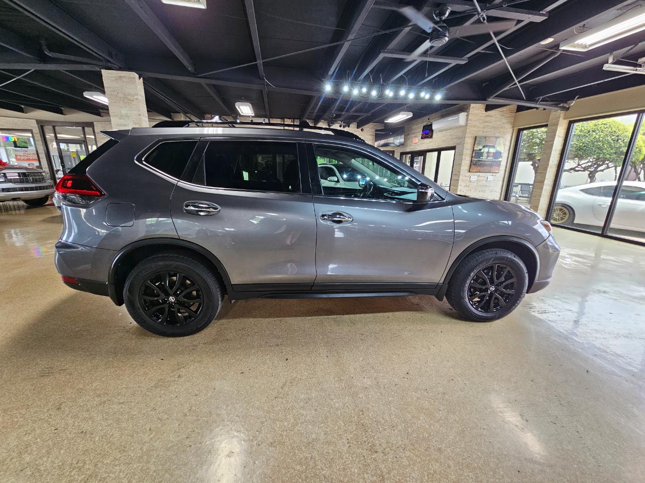Nissan Rogue AWD SV 2018