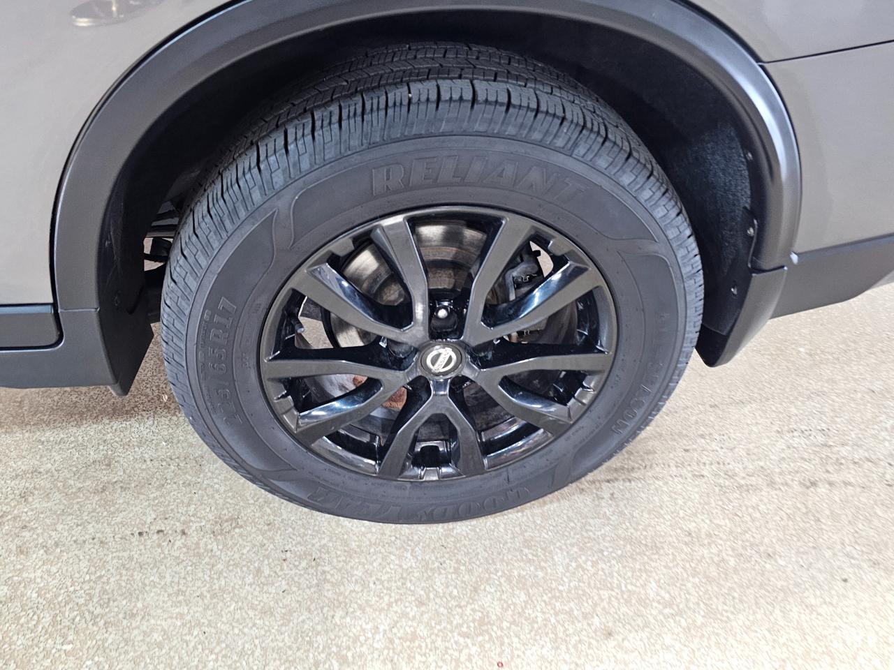 Nissan Rogue AWD SV 2018