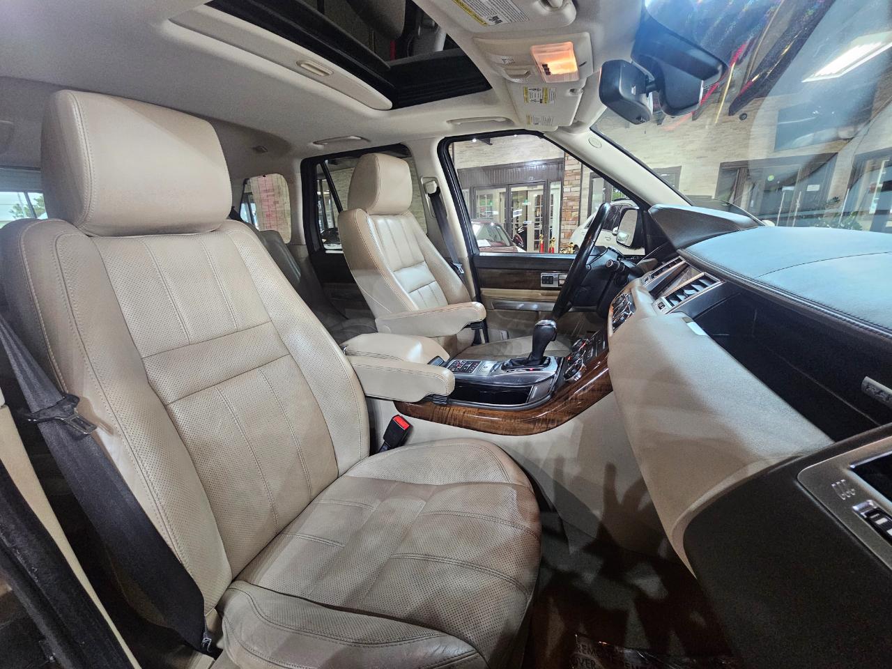Land Rover Range Rover Sport 4WD 4dr HSE LUX 2013