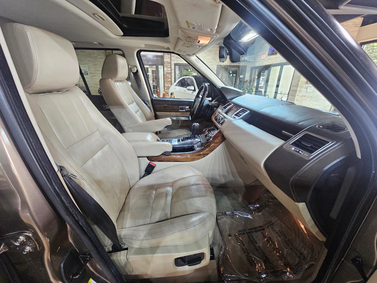 Land Rover Range Rover Sport 4WD 4dr HSE LUX 2013