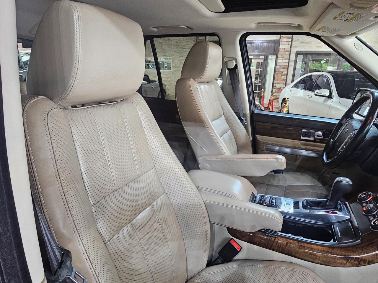 Land Rover Range Rover Sport 4WD 4dr HSE LUX 2013