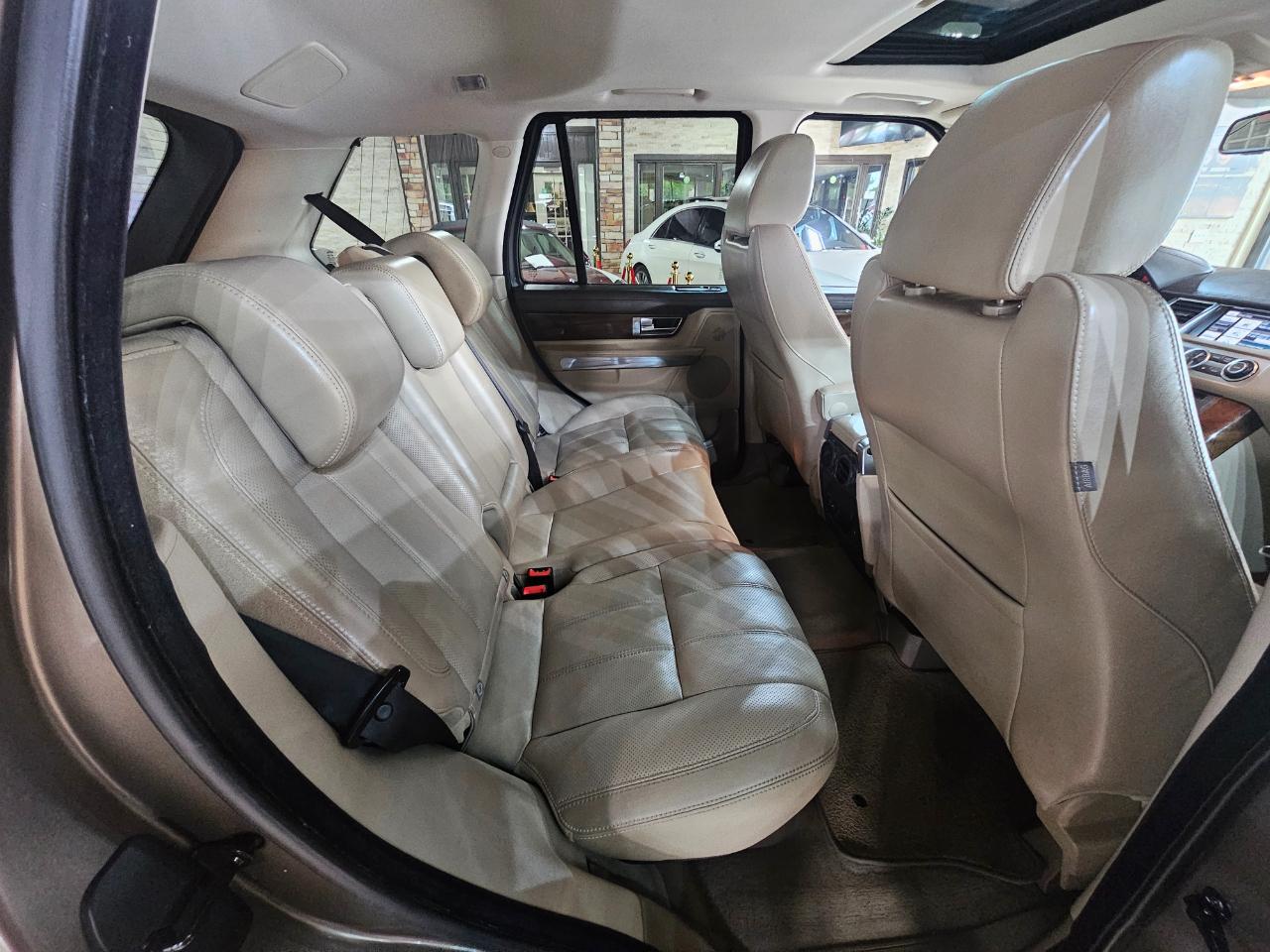 Land Rover Range Rover Sport 4WD 4dr HSE LUX 2013