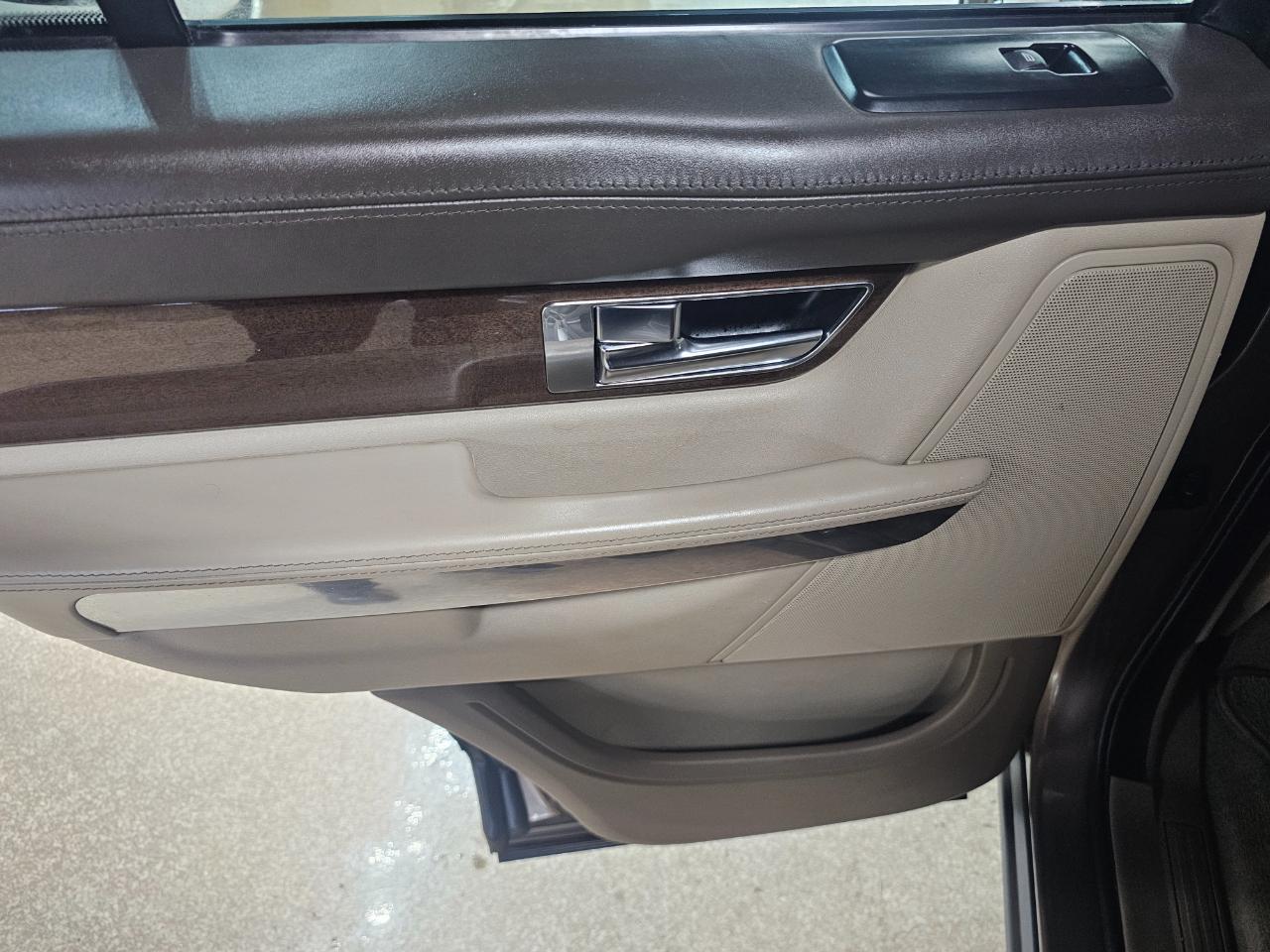 Land Rover Range Rover Sport 4WD 4dr HSE LUX 2013