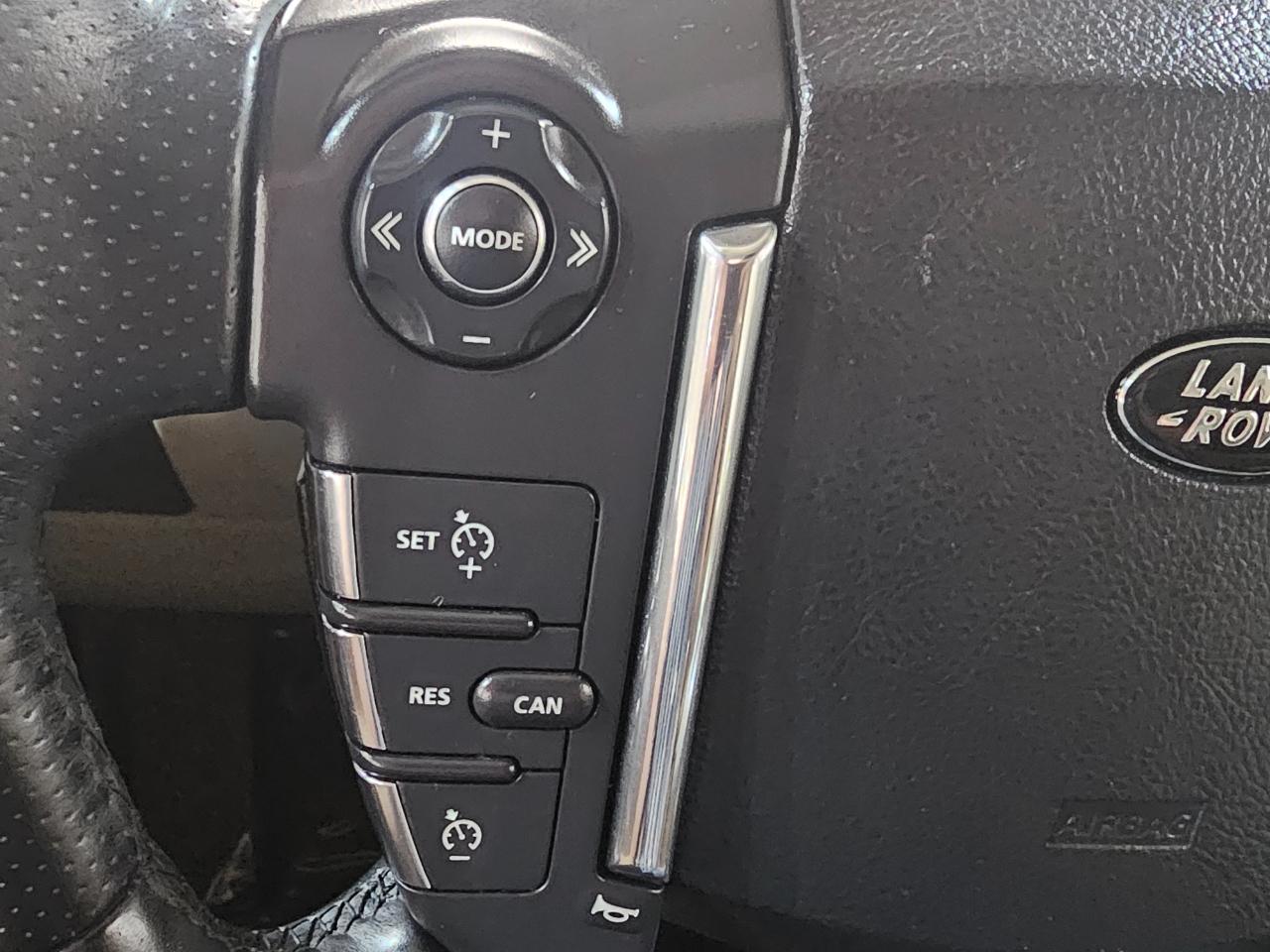 Land Rover Range Rover Sport 4WD 4dr HSE LUX 2013