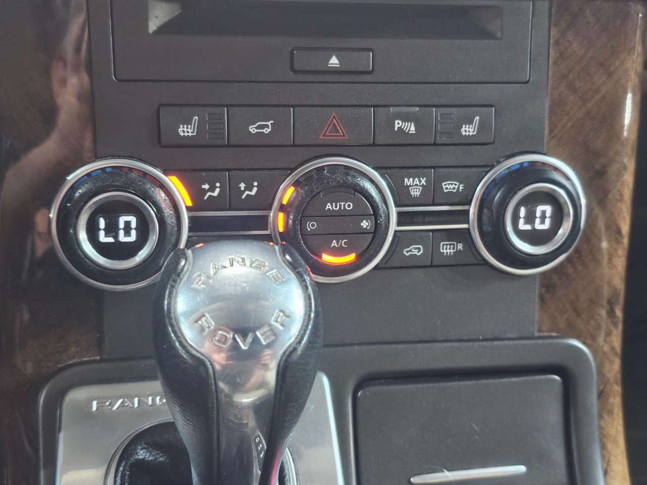 Land Rover Range Rover Sport 4WD 4dr HSE LUX 2013
