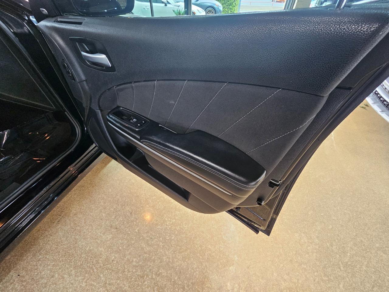 Dodge Charger SXT AWD 2019