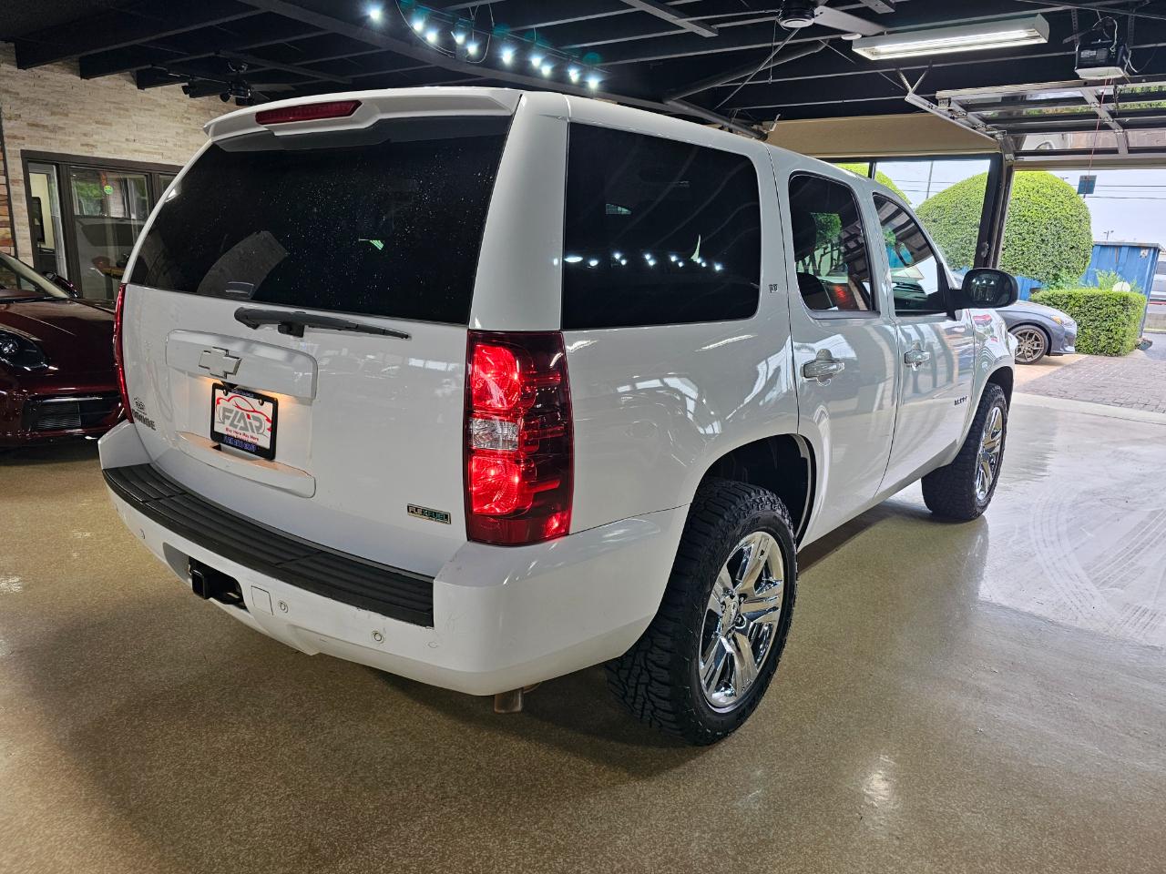 Chevrolet Tahoe 2WD 4dr 1500 LT 2011