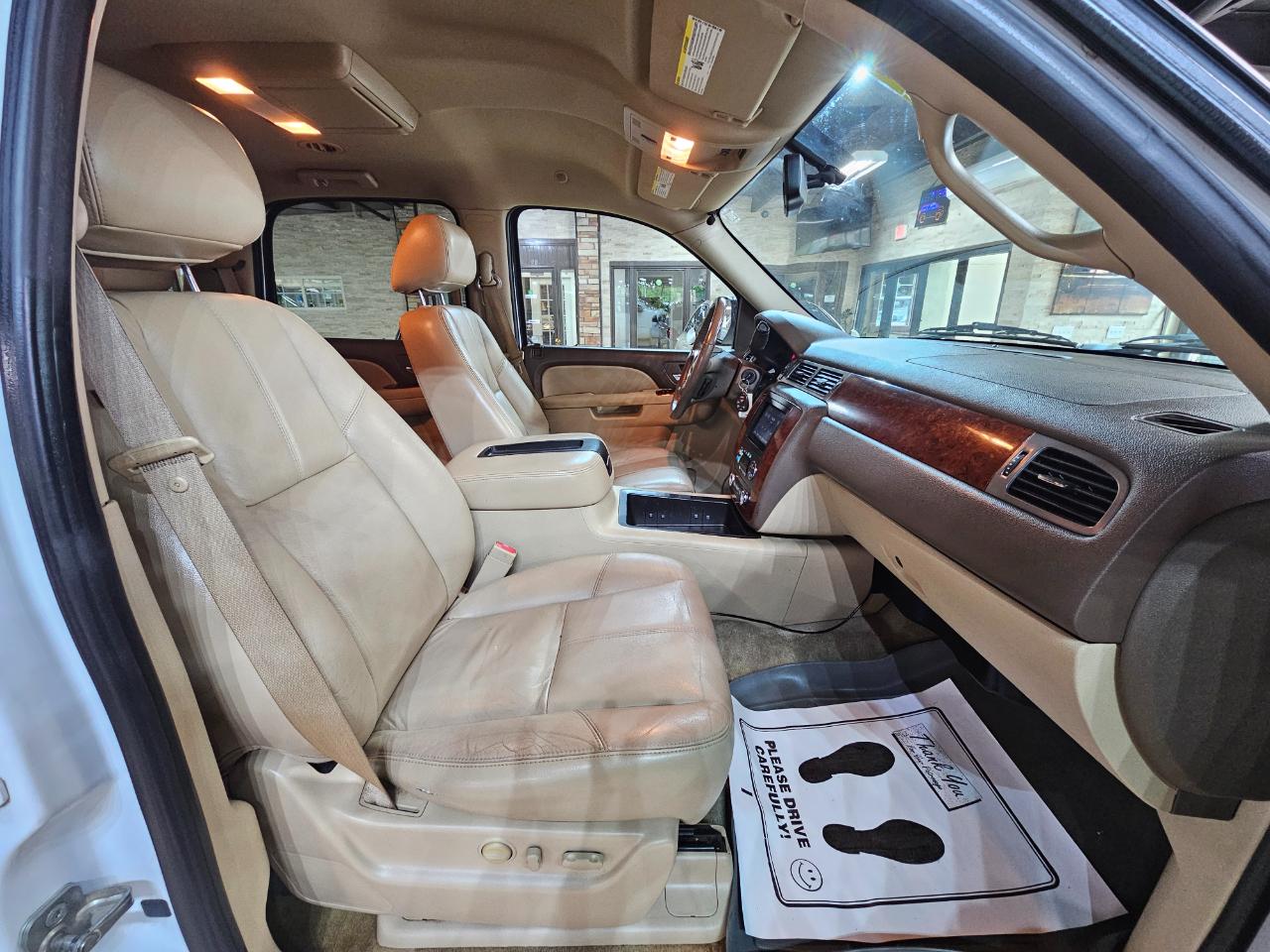 Chevrolet Tahoe 2WD 4dr 1500 LT 2011