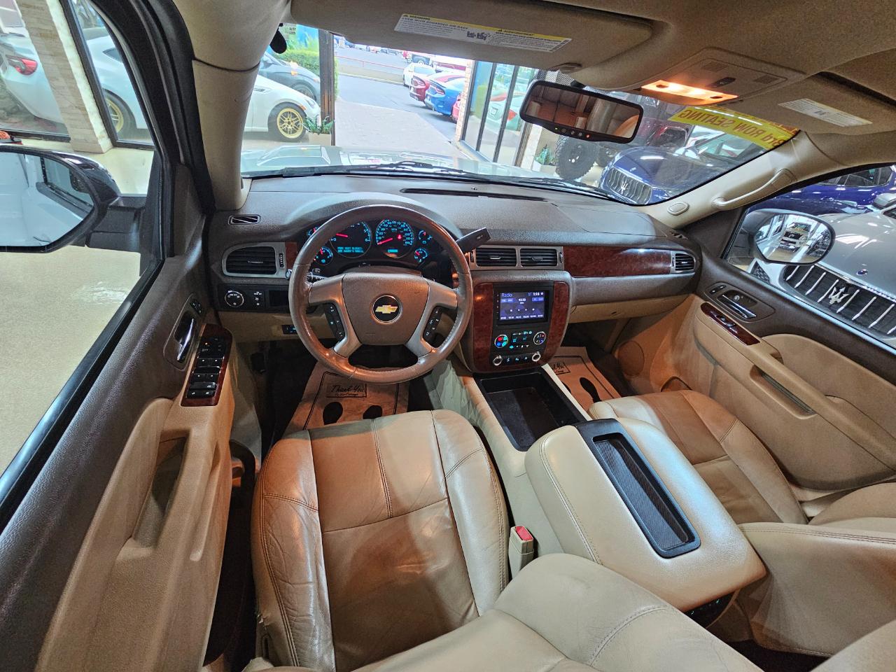 Chevrolet Tahoe 2WD 4dr 1500 LT 2011