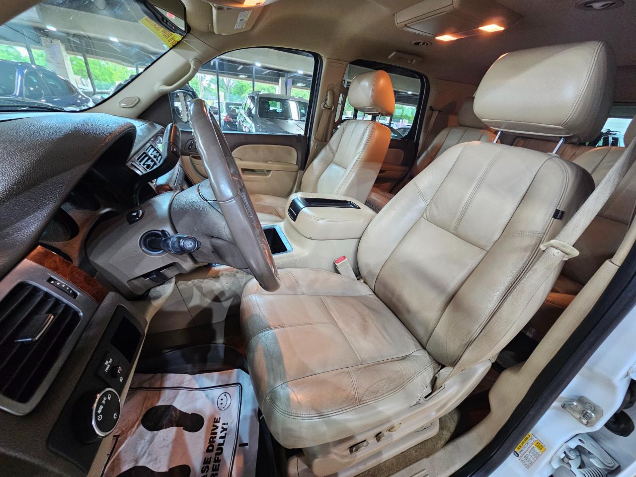Chevrolet Tahoe 2WD 4dr 1500 LT 2011