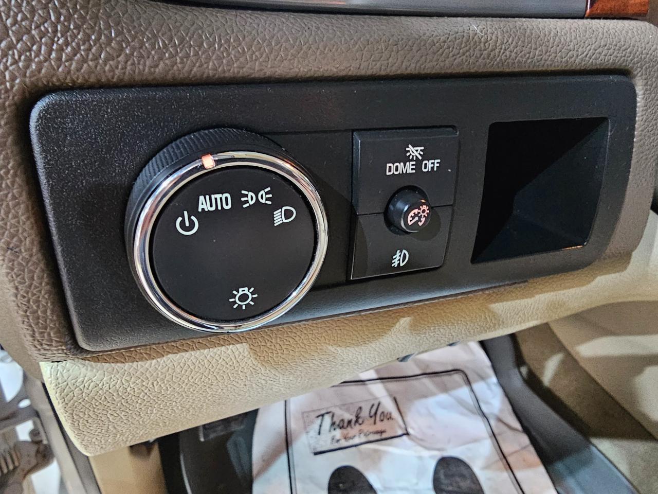 Chevrolet Tahoe 2WD 4dr 1500 LT 2011