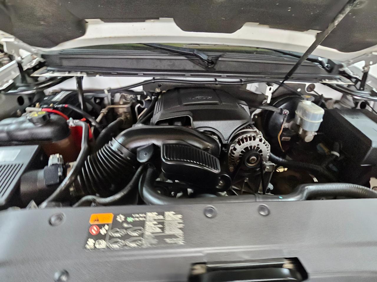 Chevrolet Tahoe 2WD 4dr 1500 LT 2011