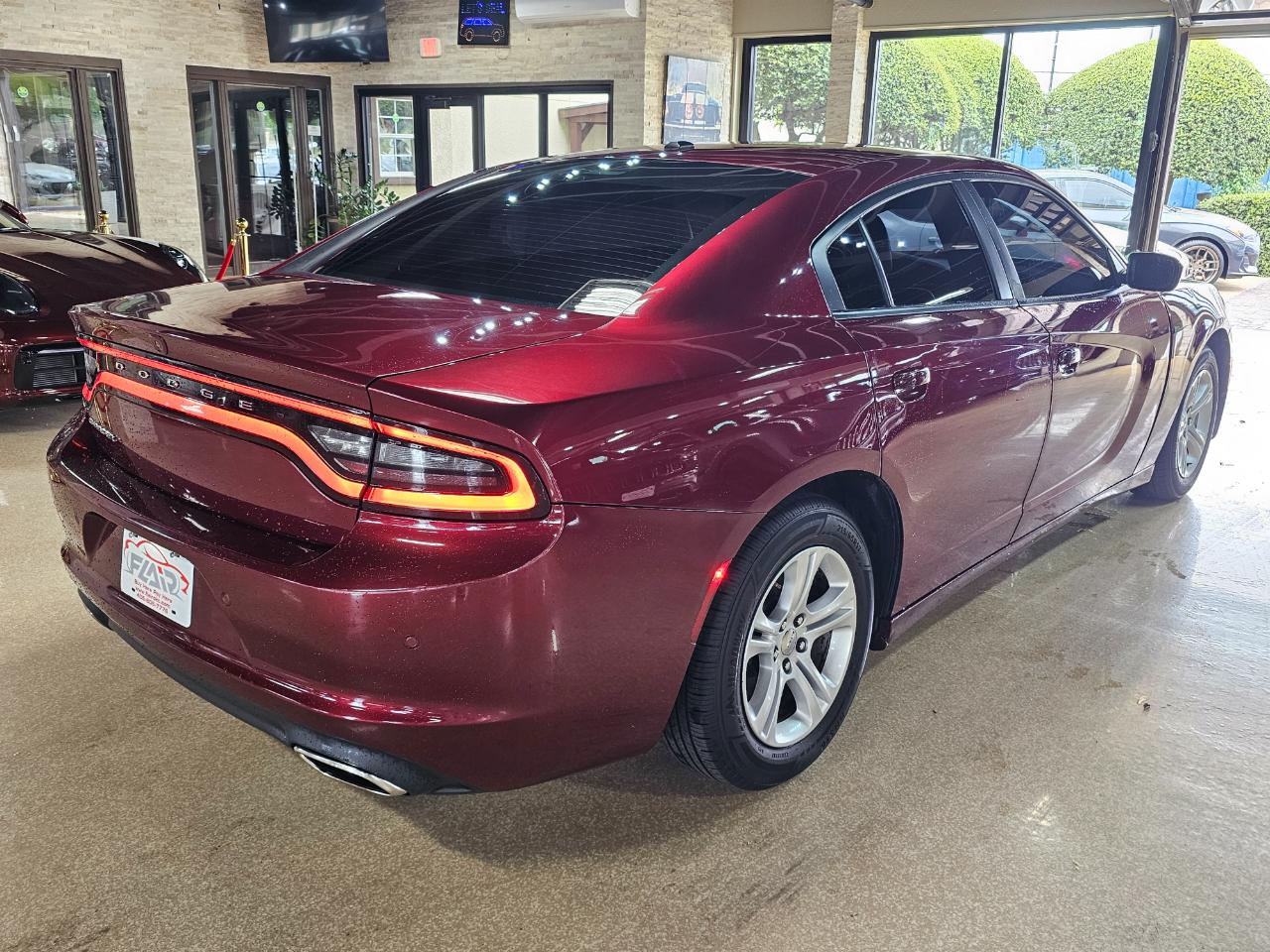 Dodge Charger SXT RWD 2021
