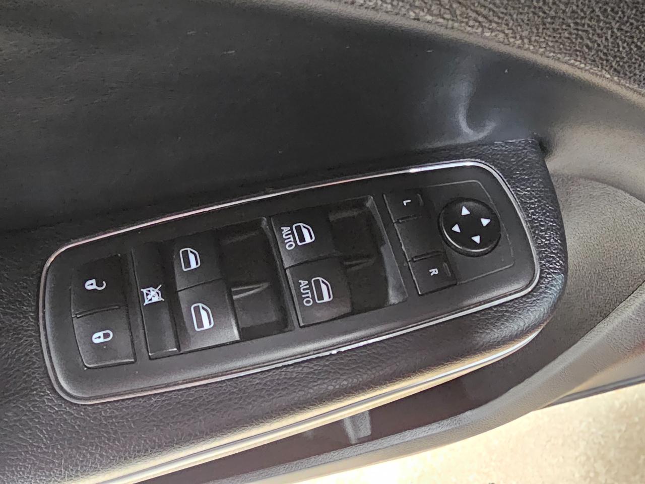 Dodge Charger SXT RWD 2021