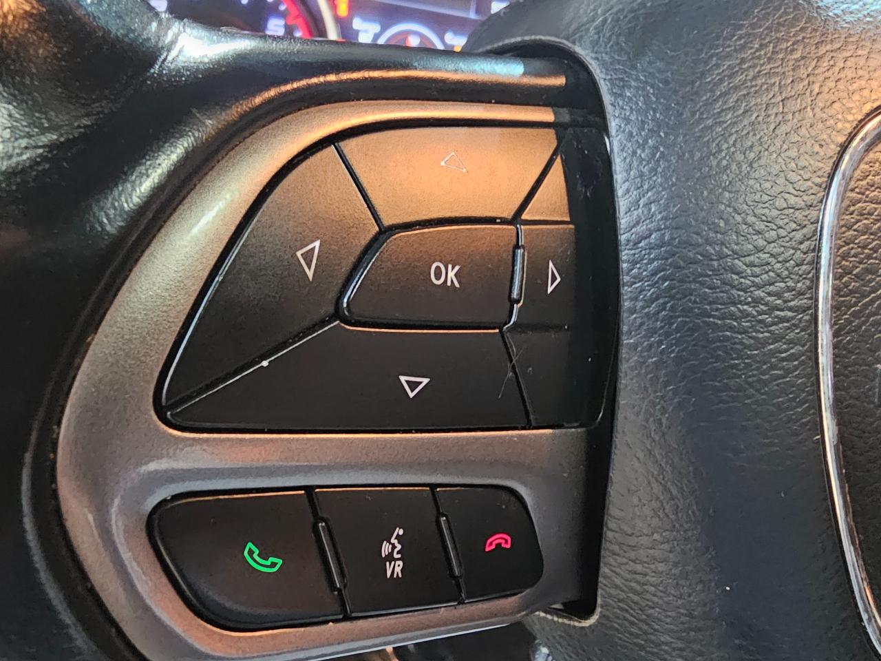 Dodge Charger SXT RWD 2021