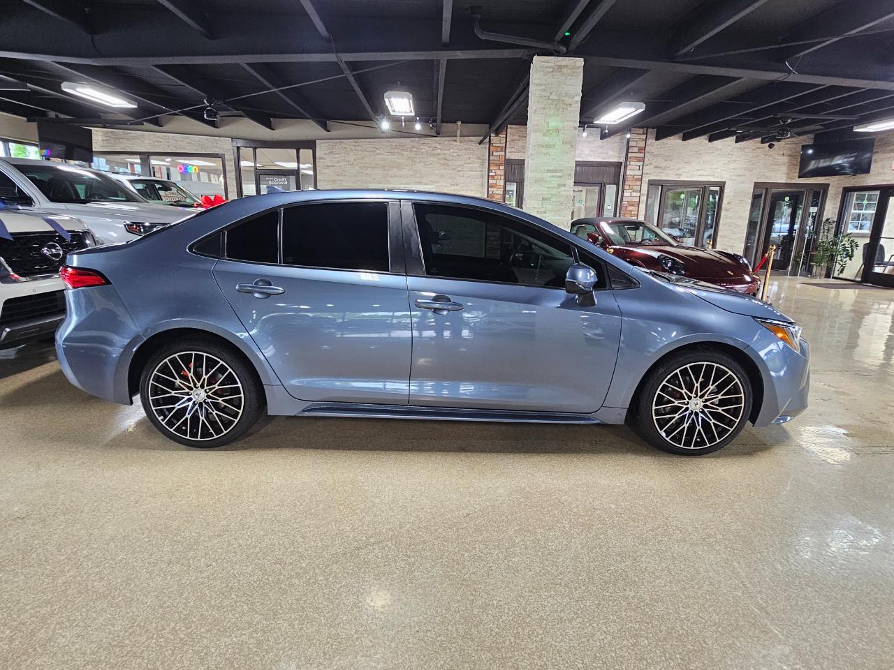 Toyota Corolla LE CVT (Natl) 2021