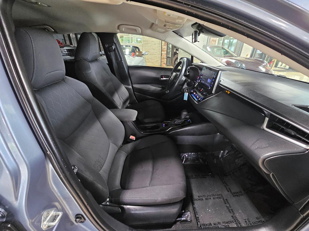Toyota Corolla LE CVT (Natl) 2021