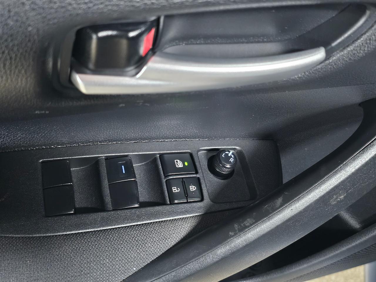 Toyota Corolla LE CVT (Natl) 2021