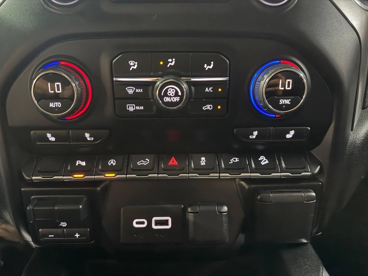 Chevrolet Silverado 1500 4WD Crew Cab 147" LT Trail Boss 2021