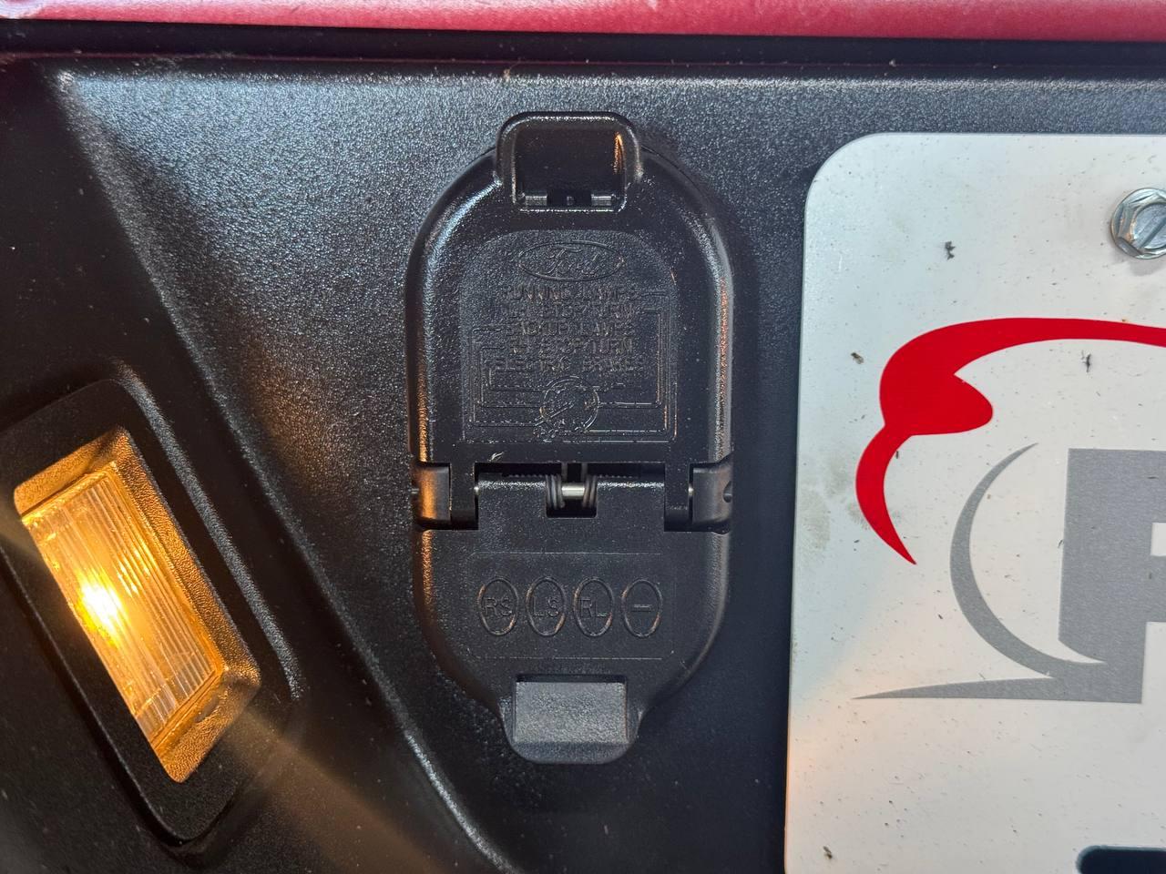 Ford F-150 2WD SuperCrew 157" XL 2015