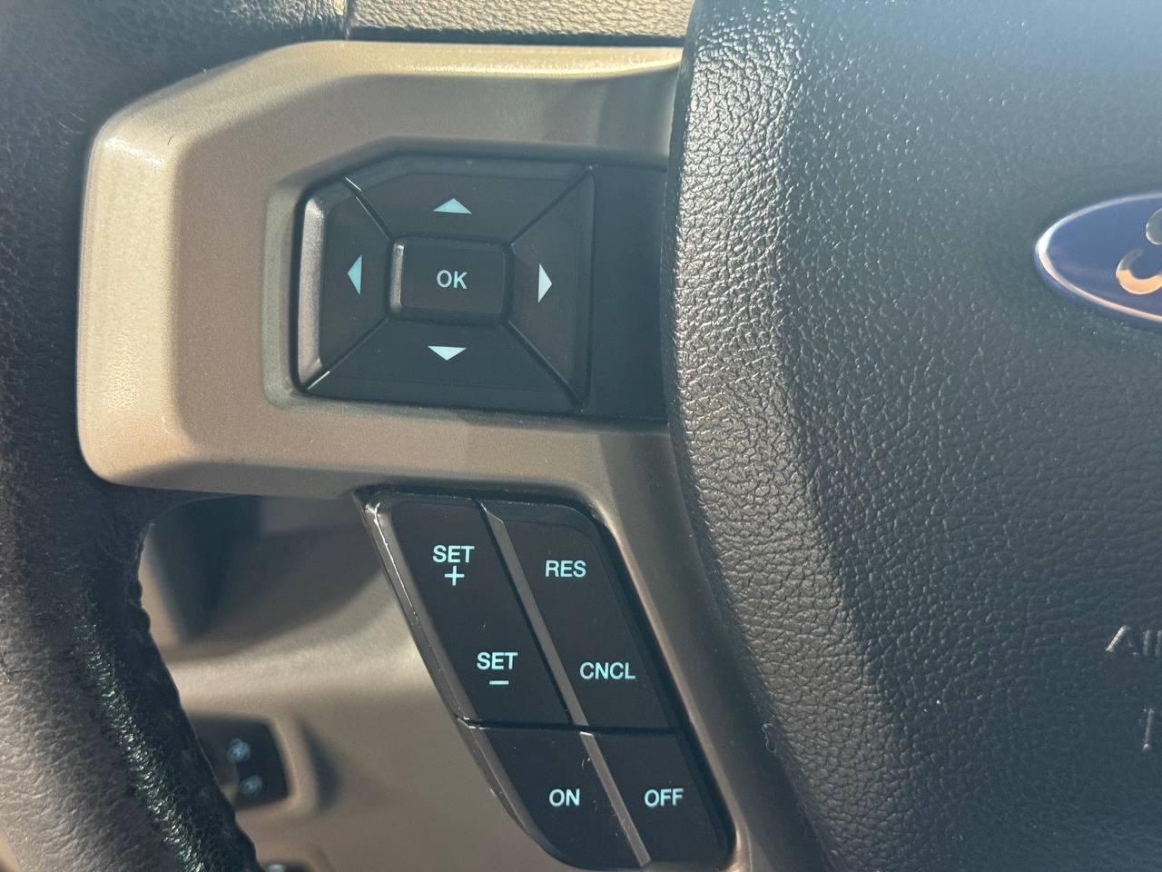 Ford F-150 2WD SuperCrew 157" XL 2015